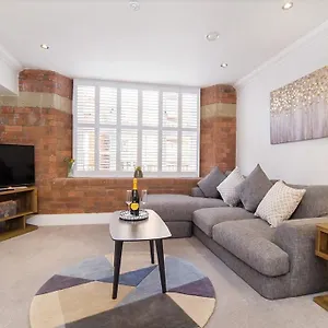 55 Cocoa York, Free Parking Onsite Apartment York