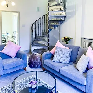 The Vines - Stunning Period With Free Parking Apartment York